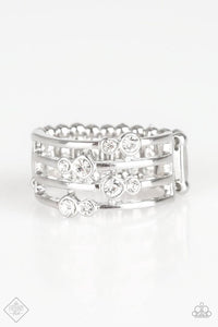 Paparazzi Ring - Sparkle Showdown - White