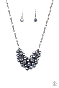 Paparazzi Necklace - Grandiose Glimmer - Black Gunmetal