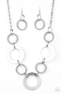 Paparazzi Necklace - Ringed In Radiance - Silver
