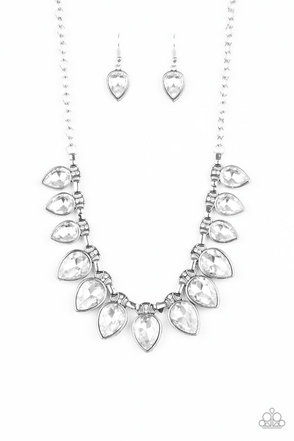 Paparazzi Necklace - FEARLESS Is More - White LOP