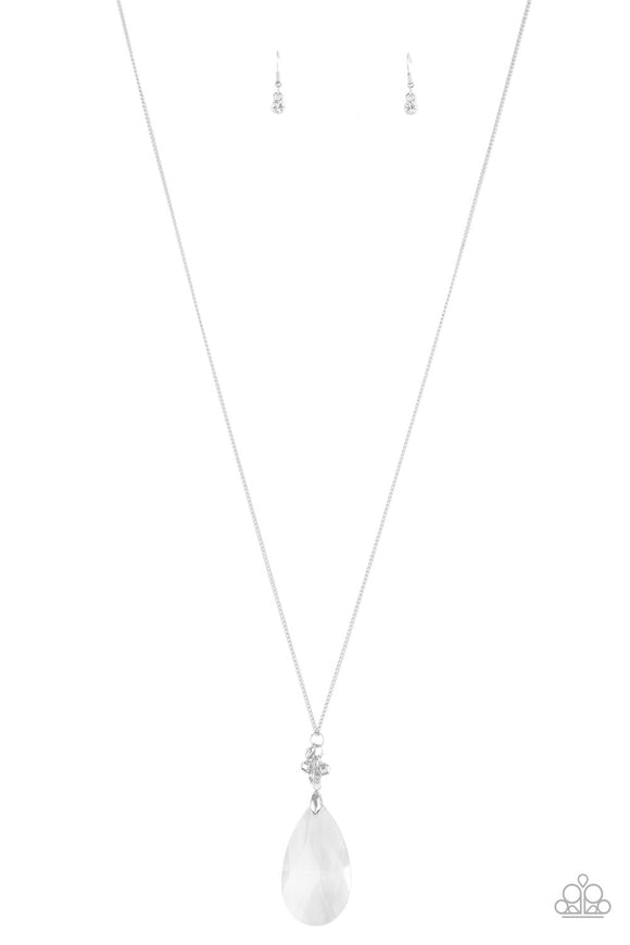Paparazzi Necklace - Up In The HEIR - White LOP