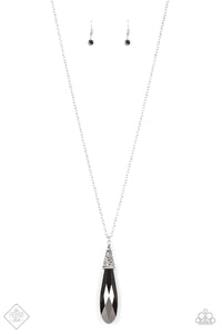 Paparazzi Necklace - Jaw-Droppingly Jealous - Silver