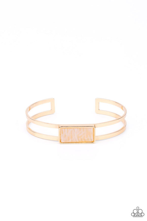 Paparazzi Bracelet - Remarkably Cute and Resolute - Gold
