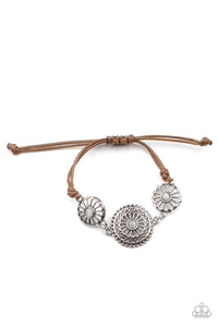 Paparazzi Bracelet - Bohemian Botany - White