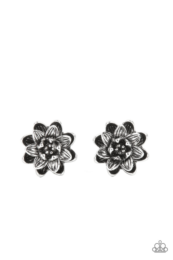 Paparazzi Earring - Water Lily Love - Silver