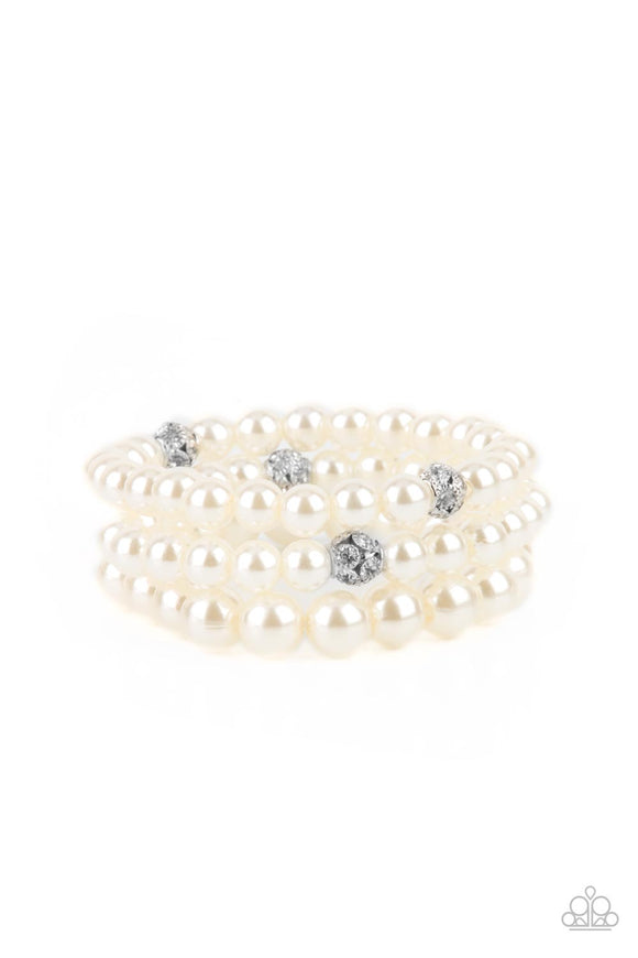 Paparazzi Bracelet - Here Comes The Heiress - White
