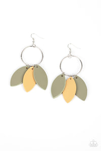 Paparazzi Earring - Leafy Laguna - Multi