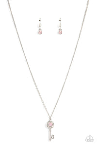 Paparazzi Necklace - Prized Key Player - Pink