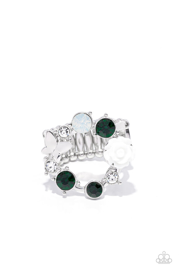 Paparazzi Ring - Butterfly Bustle - Green