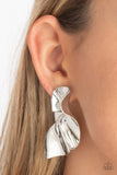 Paparazzi Earring - METAL-Physical Mood - Silver