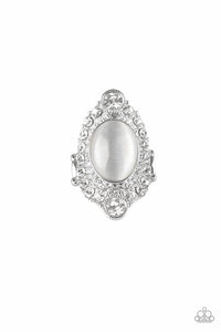 Paparazzi Ring - Riviera Royalty - White
