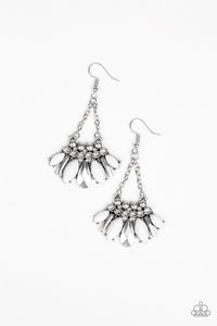 Paparazzi Earring - Terra Tribe - White